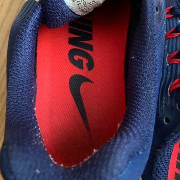 Nike Zoom Sneakers - Picture 5 of 9